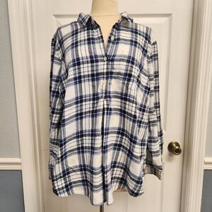Old Navy Blue and White Plaid Maternity Button Down Shirt